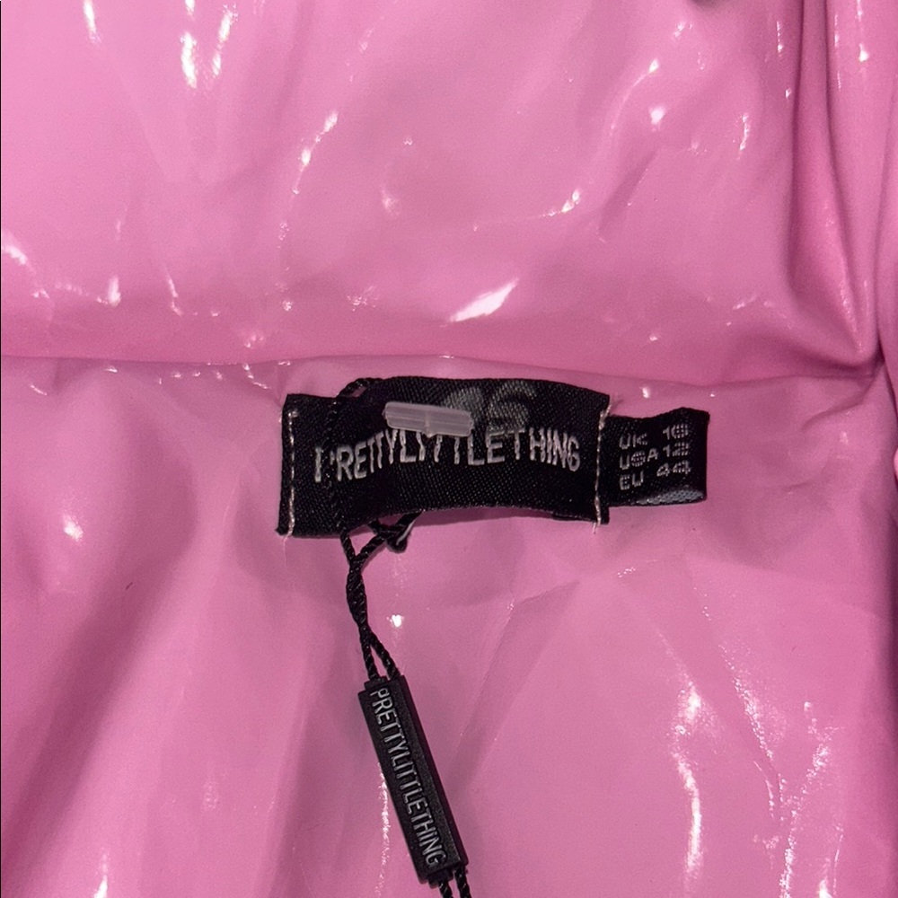 Pretty Little Things Pink Puffer Jacket NWT - Picture 2 of 5